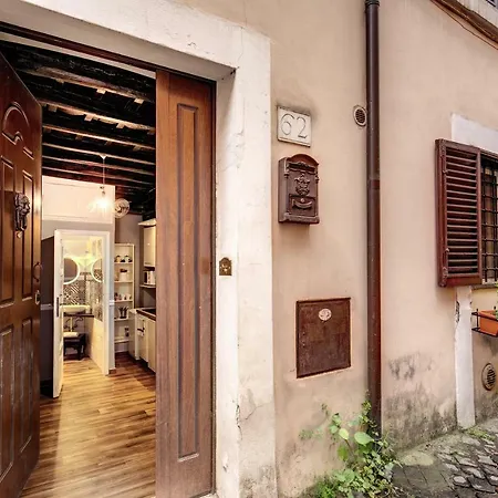 Apartment Bombonierre Capocci Rome